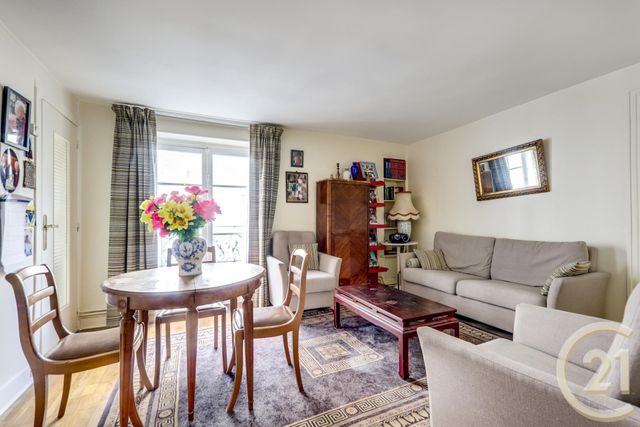 Appartement F3 à vendre - 3 pièces - 51.52 m2 - PARIS - 75017 - ILE-DE-FRANCE - Century 21 Patrimoine 17